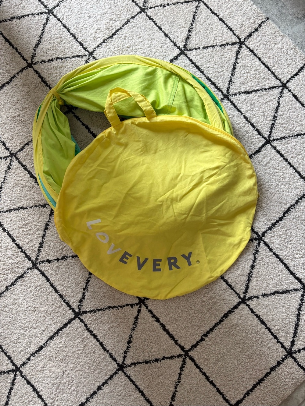 LOVEVERY Organic Cotton Play Tunnel - Picture 4 of 4